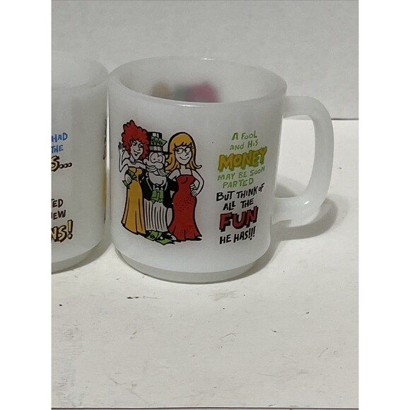 Set Of 2 Vintage Glasbake Milk Glass Coffee Tea Mugs Humor Funny Graphic 10 Oz - Picture 3 of 10